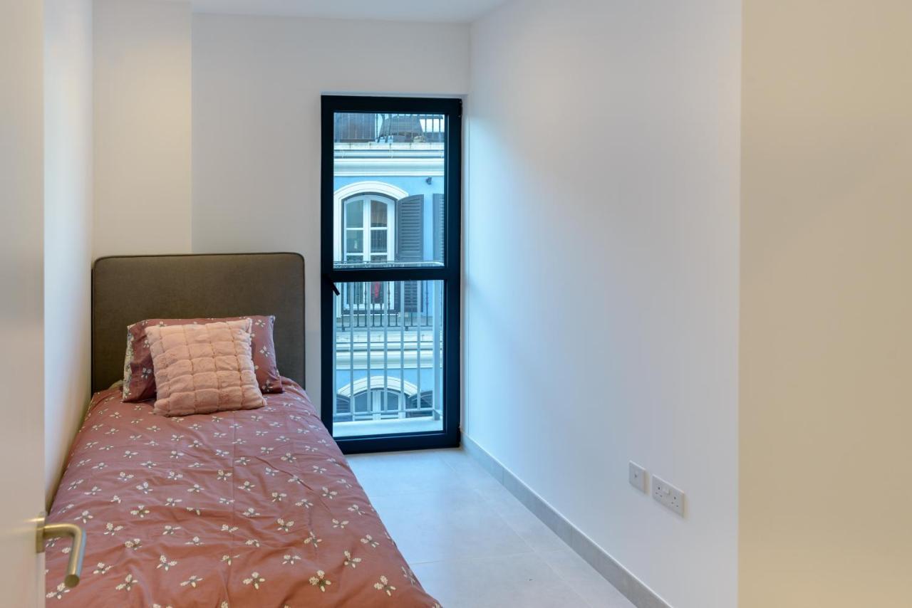 Brand New Luxury 2 Beds Apartment At The Residence-Hosted By Sweetstay Gibraltar Bagian luar foto